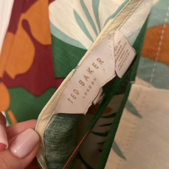 TED BAKER
Dulina Strappy Linen Maxi Dress - Picture 15 of 15